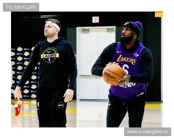 南湾湖人惜败圣地亚哥快船布朗尼表现平平仅得10分5板 南湾湖人惜败圣地亚哥快船布朗尼表现平平仅得10分5板